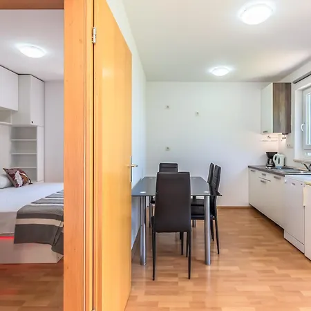 Sea Bliss - Private Tiny House أوميس